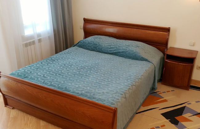 Kiev Apartments - Photo 13