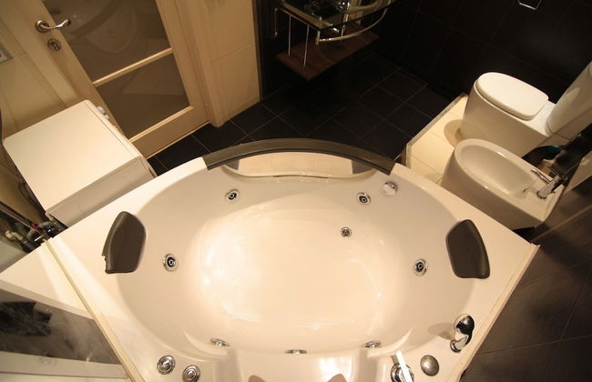 Kiev Apartments - Photo 53