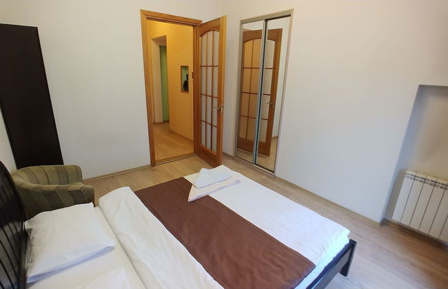 Kiev Apartments - Photo 41