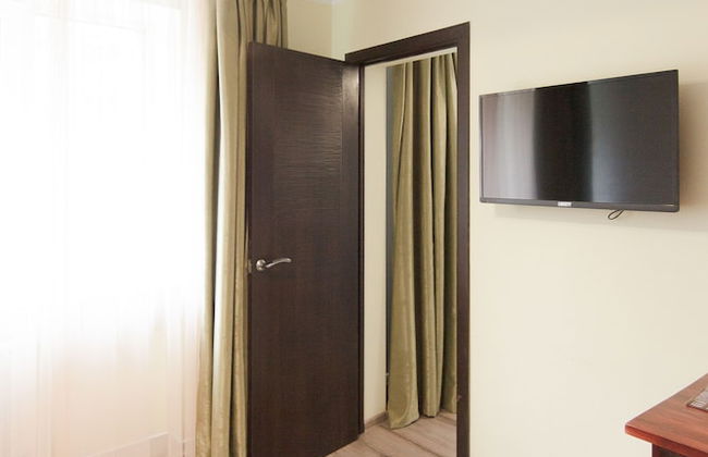 Art Suites Underpub - Photo 11