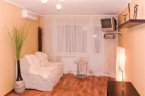 Photo 3 - Megapolis Apartments on Nikitinskaya street 21 – apt 70