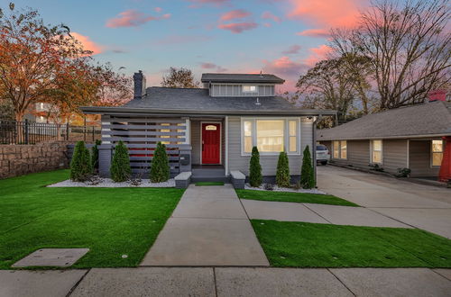 Photo 36 - Spacious House in Charlotte