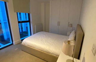 Photo 3 - Brand New 2 Bedroom Near Olympic Stadium