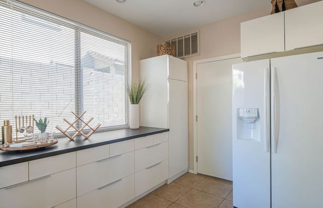 Stylish Cave Creek 3 Bdrm Vacation Home! - Photo 15