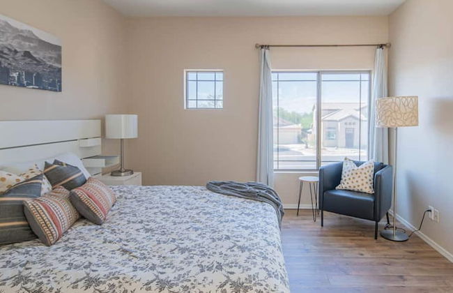 Stylish Cave Creek 3 Bdrm Vacation Home! - Photo 5