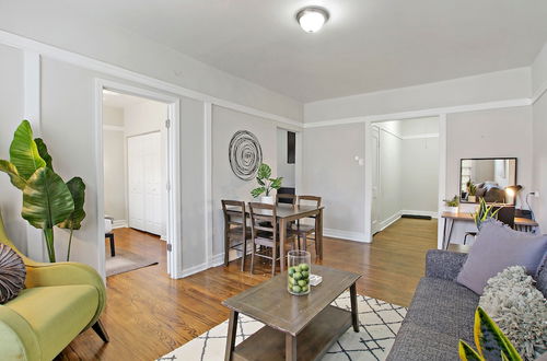 Photo 13 - Modern & Stylish 3BR Apt in Rogers Park