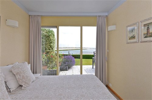Foto 12 - Modern Furnished Detached Bungalow, Located on the Marina