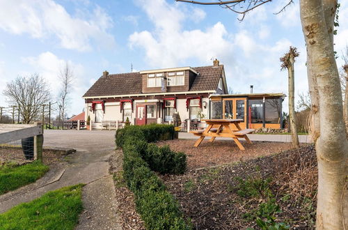 Photo 21 - Nice Holiday Home With Boat and Jetty