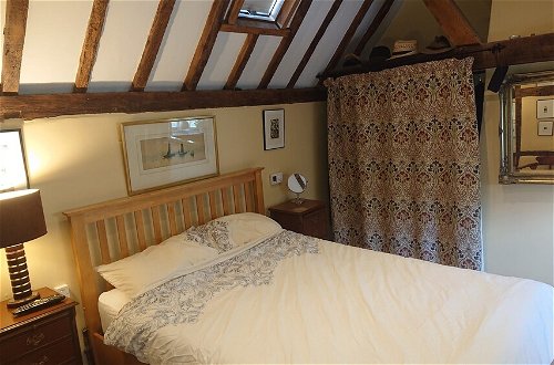Foto 7 - Charming 17th Century 2-bed Cottage in Medmenham