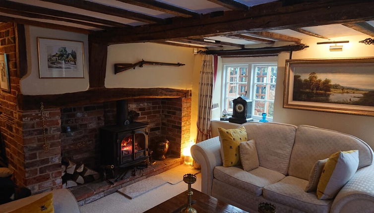 Foto 1 - Charming 17th Century 2-bed Cottage in Medmenham