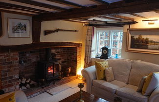 Foto 1 - Charming 17th Century 2-bed Cottage in Medmenham