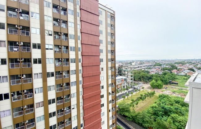 Modern Look Studio Room at LRT City Jatibening Apartment - Foto 17