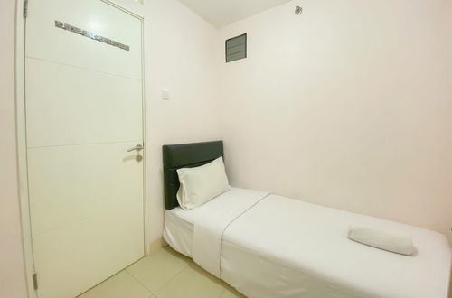 Foto 8 - Good Deal And Minimalist 2Br At Bassura City Apartment