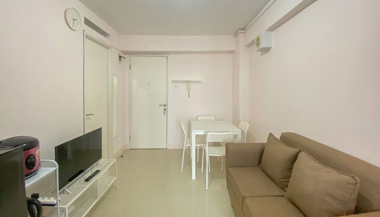 Foto 1 - Good Deal And Minimalist 2Br At Bassura City Apartment