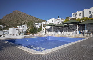 Foto 3 - Flat With Sea View Pool and Terrace in Bodrum