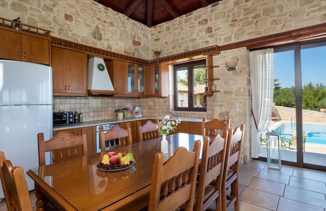 Villa in Tavronitis With Pool & Stunning Views - Foto 31
