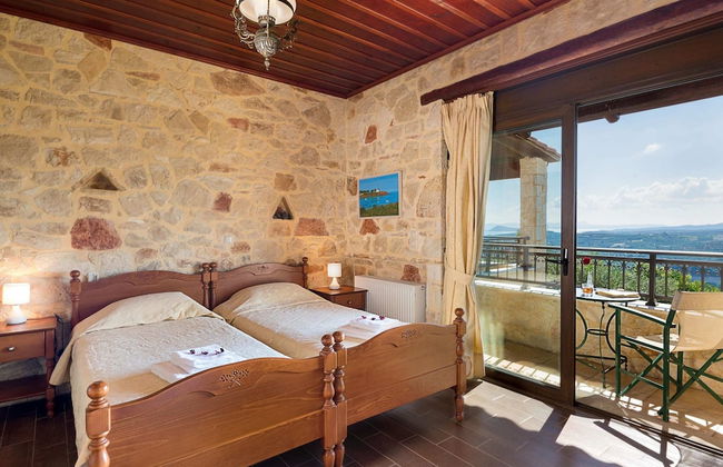 Villa in Tavronitis With Pool & Stunning Views - Foto 2