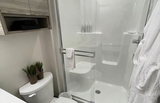 Romantic Lakeside Studio Suite - Foto 17
