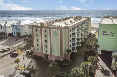 Photo 44 - Beachfront Condo With Indoor and Outdoor Pool