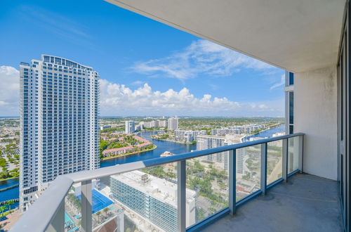 Photo 49 - Stunning Condo, City Views