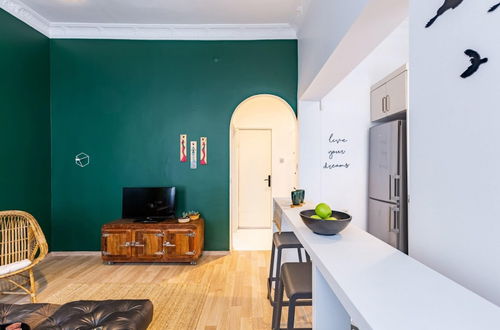 Photo 9 - Stylish Flat 5 Min to Taksim Square in Beyoglu