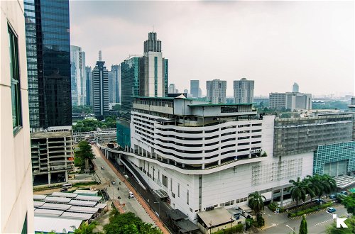 Photo 32 - Elegant 2Br With Extra Room Apartment At Sudirman Tower Condominium