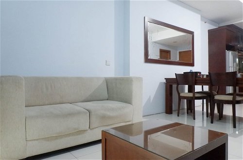 Photo 15 - Modern 2Br Apartment At Aryaduta Residence Connected To Cito Mall