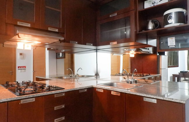 Modern 2Br Apartment At Aryaduta Residence Connected To Cito Mall - Photo 12