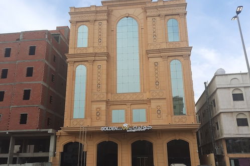 Photo 38 - Golden New Quraish