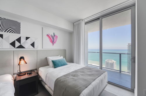 Photo 4 - Amazing 2BR Hyde Beach House Ocean Views