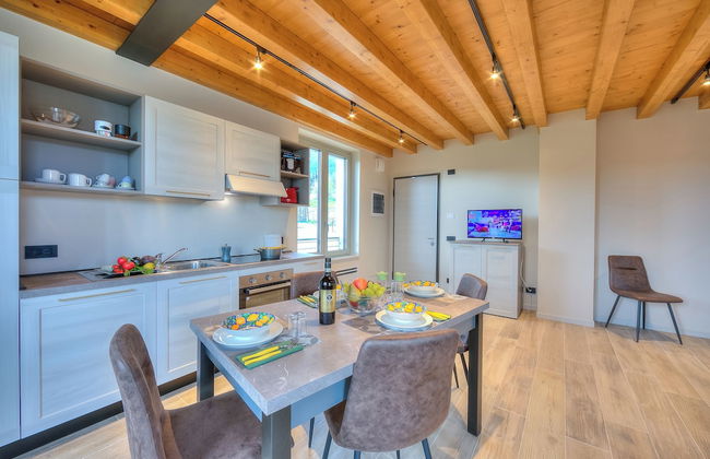 Ricomilla Family - Terrace & Parking - Photo 14