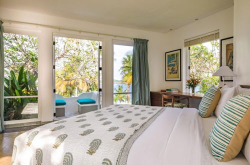 Foto 48 - Spectacular Hilltop Beach Villa Located Next To A Surf Break