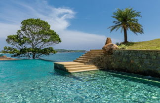 Photo 2 - Spectacular Hilltop Beach Villa Located Next To A Surf Break