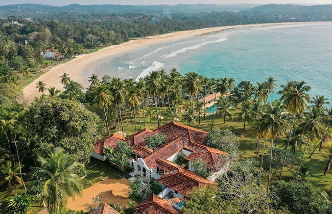 Spectacular Hilltop Beach Villa Located Next To A Surf Break - Foto 1