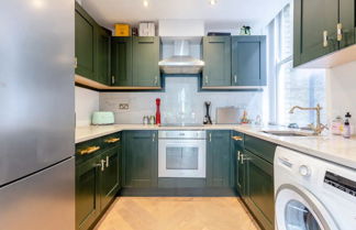 Photo 2 - Spacious 1 Bedroom Apartment Near Primrose Hill