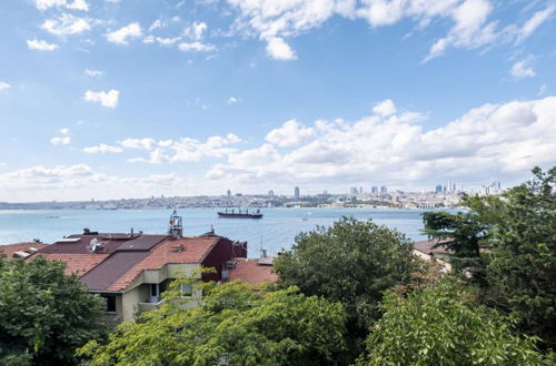 Photo 2 - Missafir Apartment With a Panoramic Bosphorus View