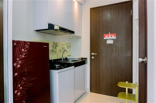 Foto 8 - Restful And Comfortable Studio Transpark Bintaro Apartment