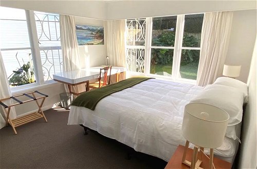 Photo 2 - Lovely 2 Bedroom Apartment in Quiet Parnell