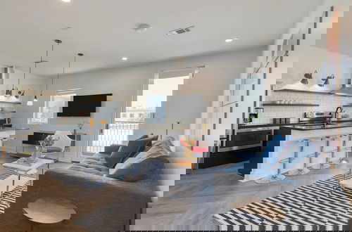 Photo 49 - The Carter by AvantStay – Spacious Stay Near Downtown