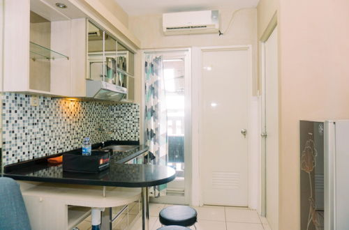Photo 9 - Modern Look And Comfortable 2Br Green Bay Pluit Apartment