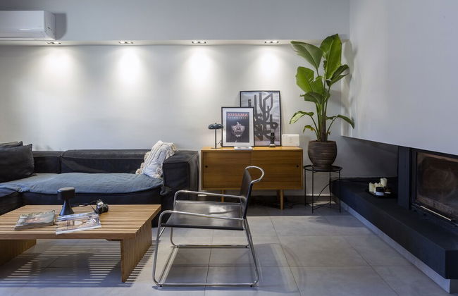 URBAN F HOUSE - Photo 16
