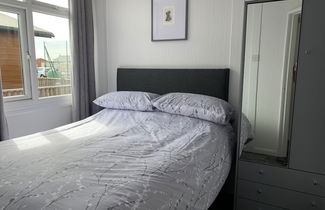 Photo 3 - Close to the Beach 3-bed Chalet in Bridlington