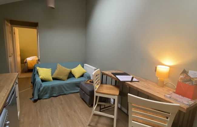 Private Annex, Parking, Wifi, 2mins to J48 A1 M1 - Foto 4
