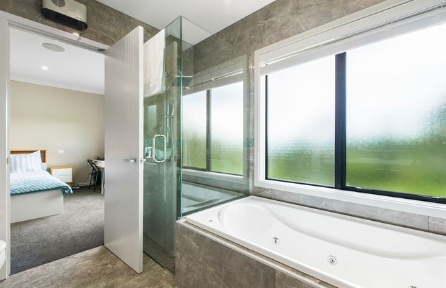 Luxe Whitford Mansion - Pool & Tennis Court - Photo 54