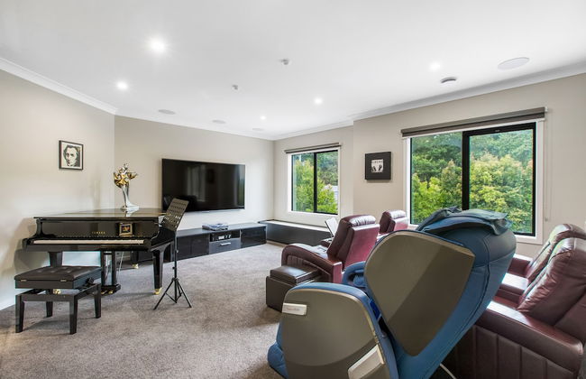 Luxe Whitford Mansion - Pool & Tennis Court - Photo 3