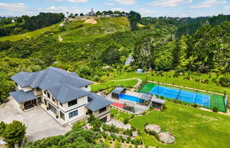 Photo 1 - Luxe Whitford Mansion - Pool & Tennis Court