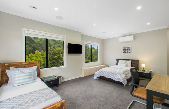 Luxe Whitford Mansion - Pool & Tennis Court - Photo 8