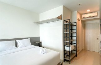 Foto 2 - Enjoy Living Studio Room At High Floor Grand Kamala Lagoon Apartment