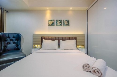 Photo 2 - Fully Furnished With Luxury Design Studio The Oasis Apartment