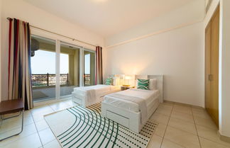 Photo 3 - Maison Privee - Exclusive Apt with Seafront Views over Palm Jumeirah